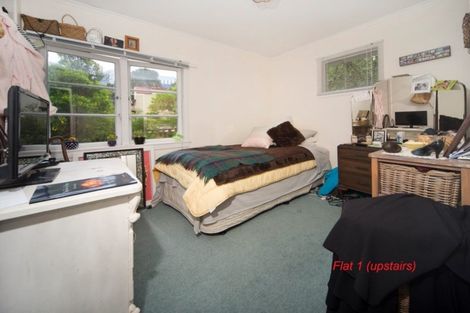 Photo of property in 180 Hinemoa Street, Birkenhead, Auckland, 0626