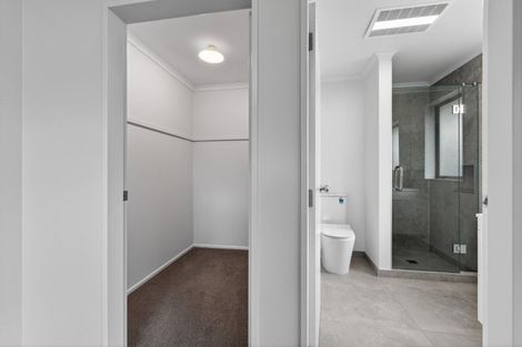 Photo of property in 42 Brooklyn Heights Drive, Kelvin Grove, Palmerston North, 4414