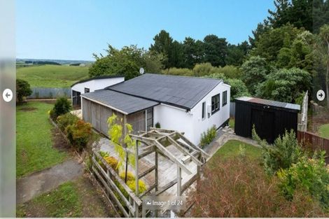 Photo of property in 1a Ropata Street, Hawera, 4610