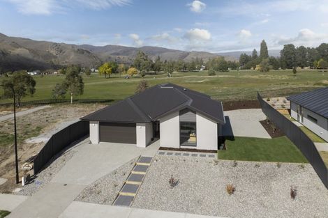 Photo of property in 41 Wallis Drive, Cromwell, 9310