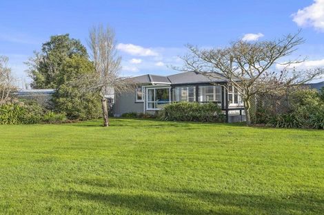 Photo of property in 4 Kainga Road, Kainga, Christchurch, 8083