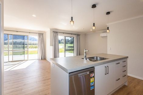 Photo of property in 28 Kowhai Crescent, Ohakune, 4625