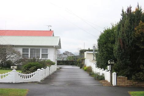 Photo of property in 14 Kingsley Street, St Andrews, Hamilton, 3200