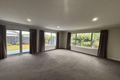 Photo of property in 7 Goldie Place, Rolleston, 7614