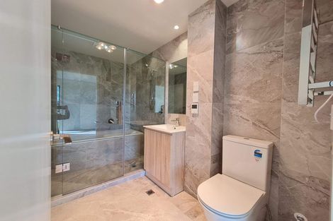 Photo of property in 12/200 Sunnynook Road, Totara Vale, Auckland, 0627