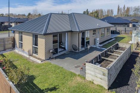 Photo of property in 4 Denny Street, Marshland, Christchurch, 8083