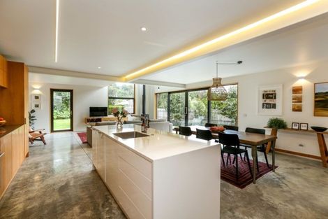 Photo of property in 76 Cutfield Road, New Plymouth, 4310