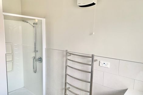 Photo of property in 44 Merriefield Avenue, Forrest Hill, Auckland, 0620