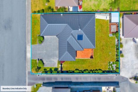 Photo of property in 9 Walnut Way, Rangiora, 7400