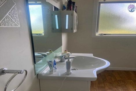 Photo of property in 18 Nukuroa Road, Oruawharo, Wellsford, 0975