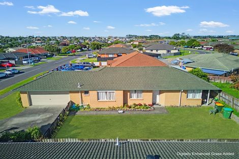 Photo of property in 118 Naylors Drive, Mangere, Auckland, 2022