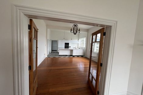 Photo of property in 77 Hine Street, New Plymouth, 4310