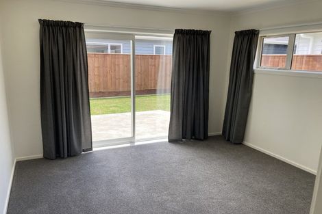 Photo of property in 30 Manor Park Road, Manor Park, Lower Hutt, 5019