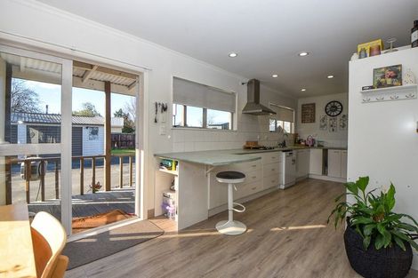 Photo of property in 22 Fisher Place, Carterton, 5713