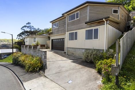 Photo of property in 27a Dominica Crescent, Grenada Village, Wellington, 6037