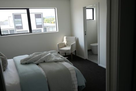 Photo of property in 4 Hoiho Road, Pukekohe, 2120