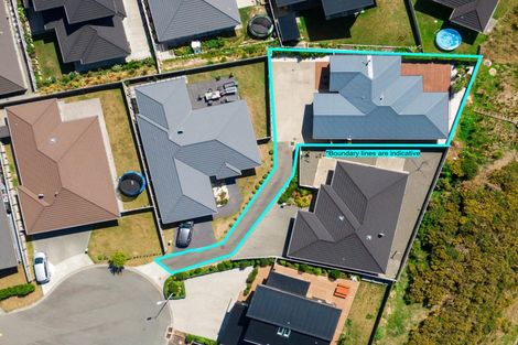 Photo of property in 9 Weatherdeck Close, Whitby, Porirua, 5024