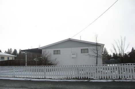 Photo of property in 10 Hunter Crescent, Twizel, 7901