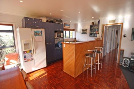 Photo of property in 85a Kon Tiki Road, Whiritoa, Whangamata, 3691