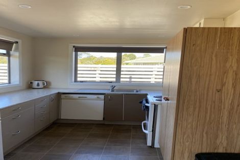 Photo of property in 63 Parsons Street, Frankleigh Park, New Plymouth, 4310