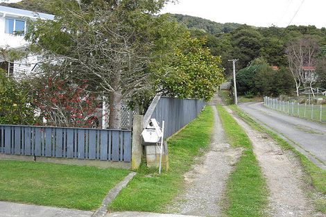 Photo of property in 9 Karaka Street, Wainuiomata, Lower Hutt, 5014