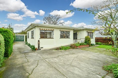 Photo of property in 2/37 Middle Road, Havelock North, 4130