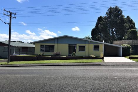 Photo of property in 102 Awanui Street, Merrilands, New Plymouth, 4312