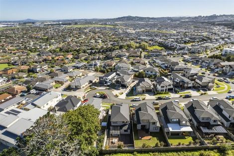 Photo of property in 36 Gospel Heights, Flat Bush, Auckland, 2019
