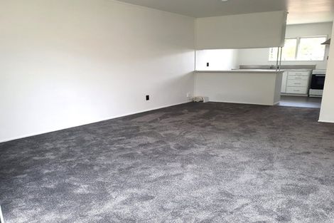 Photo of property in 2/27 Mon Desir Place, Manurewa, Auckland, 2102