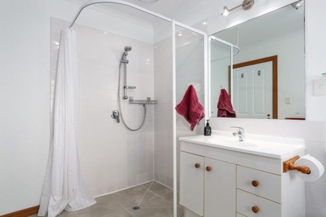 Photo of property in 52 Corinth Grove, Papamoa Beach, Papamoa, 3118