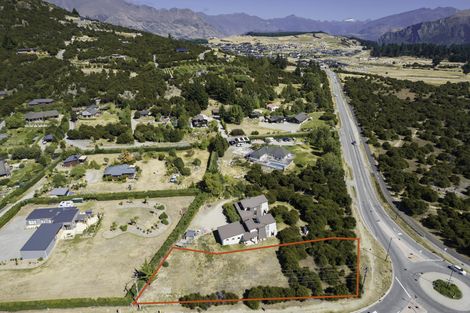 Photo of property in 897 Aubrey Road, Albert Town, Wanaka, 9305
