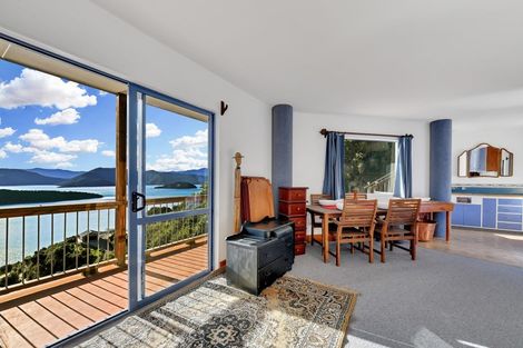 Photo of property in 9 Cooks Ridge, Waikawa, Picton, 7281