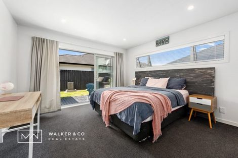 Photo of property in 90 Riverstone Drive, Riverstone Terraces, Upper Hutt, 5018