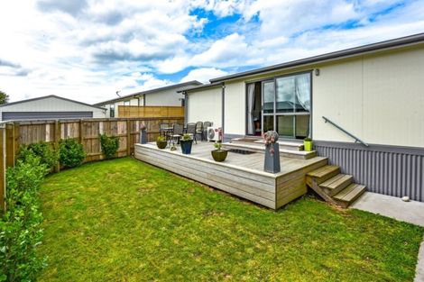 Photo of property in 3a Kingsbridge Drive, Burwood, Christchurch, 8083