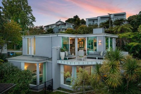 Photo of property in 42 Bayview Road, Browns Bay, Auckland, 0630