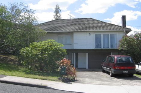 Photo of property in 18 Camelot Place, Glenfield, Auckland, 0629