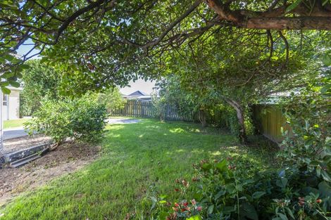 Photo of property in 114b Hillcrest Road, Raumati Beach, Paraparaumu, 5032