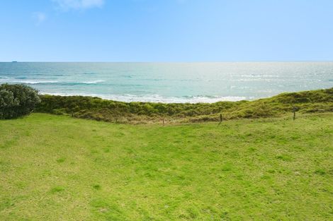 Photo of property in 3b Beach Access, Pukehina, 3186