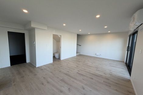 Photo of property in 34b Hyperion Drive, Randwick Park, Auckland, 2105