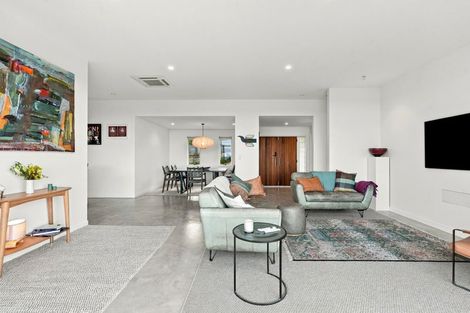 Photo of property in 33 Lax Crescent, Leigh, 0985
