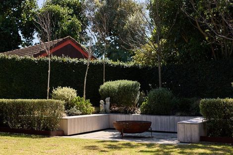 Photo of property in 65 Pitau Road, Mount Maunganui, 3116