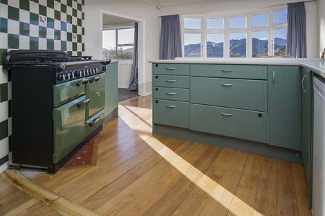 Photo of property in 25 Queens Road, Stepneyville, Nelson, 7010