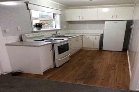 Photo of property in 118 Lyall Parade, Lyall Bay, Wellington, 6022