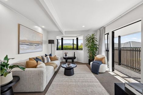 Photo of property in 2/10 Sylvan Park Avenue, Milford, Auckland, 0620