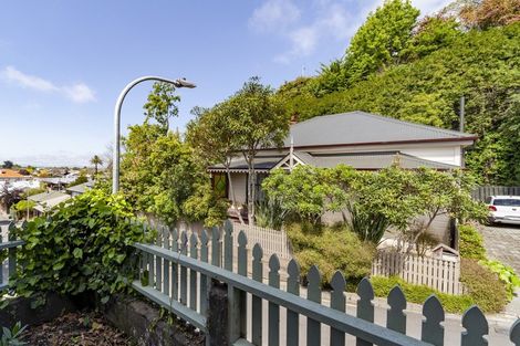 Photo of property in 8 Paradise Road, Napier South, Napier, 4110
