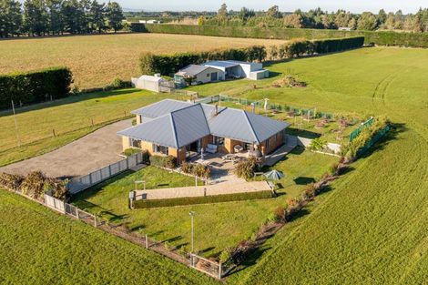 Photo of property in 2233 South Eyre Road, Eyrewell, Rangiora, 7476