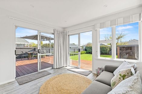 Photo of property in 31 Flower Street, Bryndwr, Christchurch, 8053