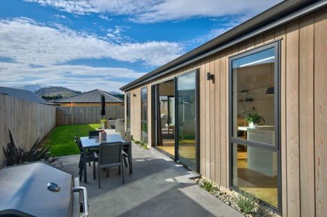 Photo of property in 5 Primrose Lane, Lower Shotover, Queenstown, 9304