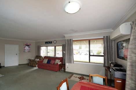 Photo of property in 807 Oxford Street, Saint Leonards, Hastings, 4120