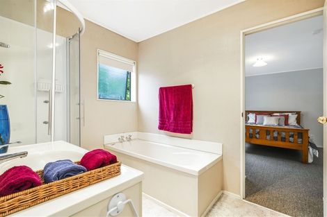 Photo of property in 70 Brymer Road, Grandview Heights, Hamilton, 3200